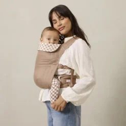 Buckle Carrier