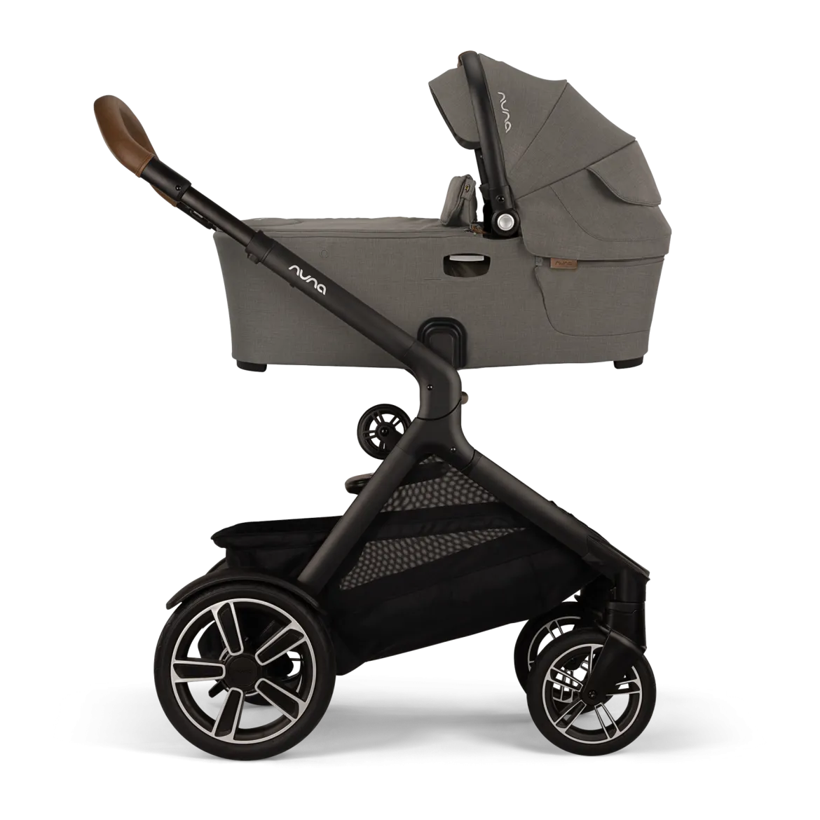 DEMI Series Bassinet + Stand