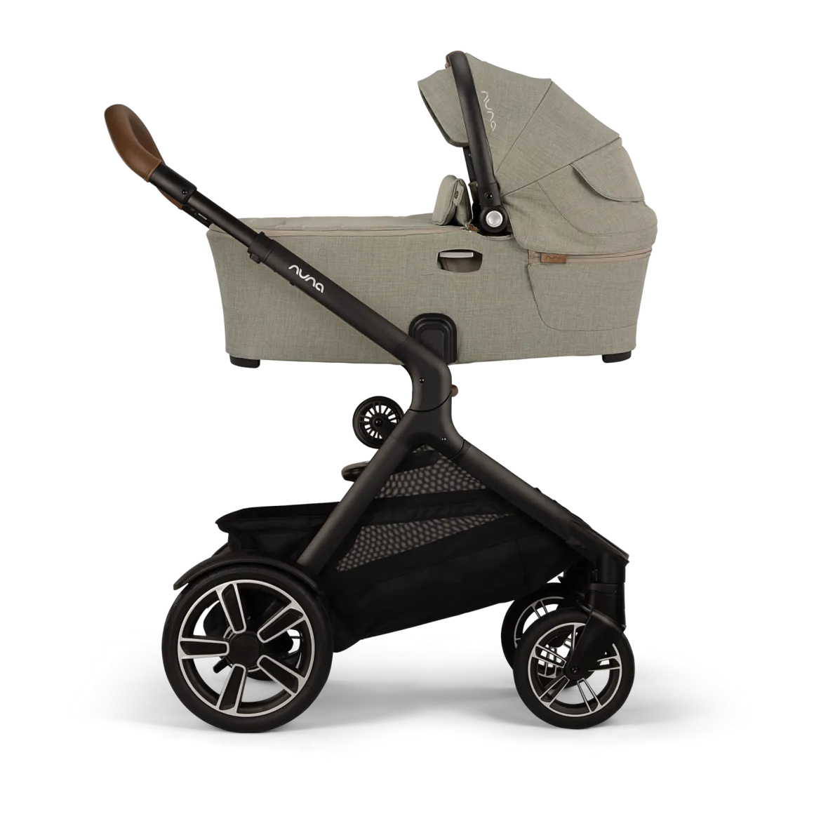 DEMI Series Bassinet + Stand