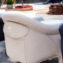 Fast Table Chair