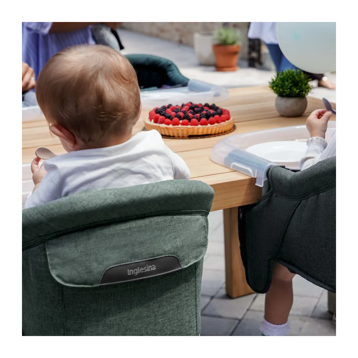 Fast Table Chair with Dining Tray Plus