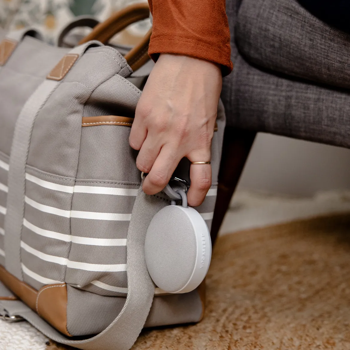 Hushh 2 Travel Sound Machine and Night Light