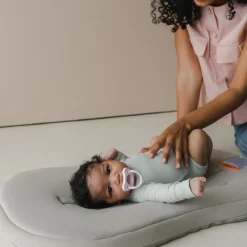Infant Lounger Curve