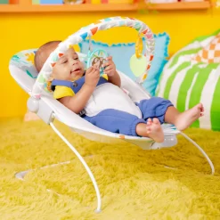 Safari Fun Vibrating Bouncer with Toy Bar