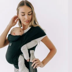 The Pearl Newborn Carrier
